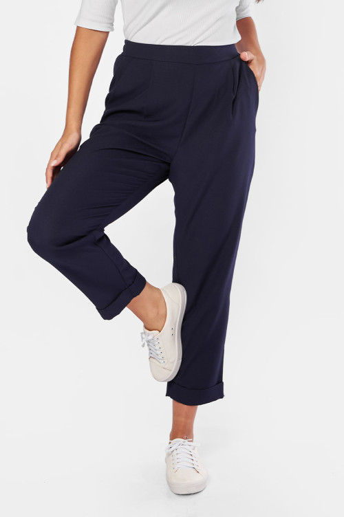 Pantalones chinos con hotsell goma en el tobillo